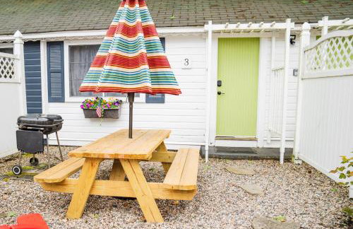 Cottage 3 - Queen and Full Beds Child Loft w 2 Twins Private Bath Kitchenette Pets Allowed Fee applies - Foto 18