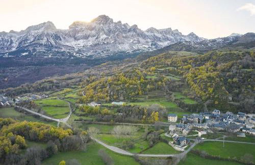 Casa de la paz en el Valle de Tena - Foto 2