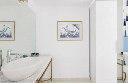 Seafront Luxury Escape With Infinity Pool - Foto 19