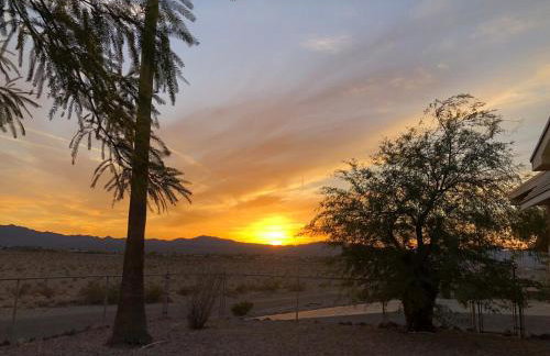 Gorgeous Sunset and Desert Views in Topock - Foto 35