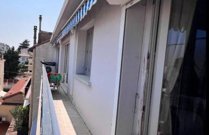 Beautiful renovated luxury apartment terrace parking - Photo 17