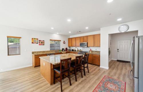 Charming Pet-Friendly Getaway in Sunny Beaumont home - Foto 6