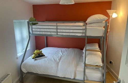 Ty Daisy, Gilwern - Foto 21