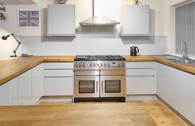 Host Stay Cobb Court - Foto 2