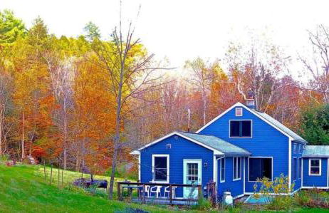 Charming Cabin Getaway with a Wood-Burning Stove in Chesterfield, Massachusetts - Foto 3
