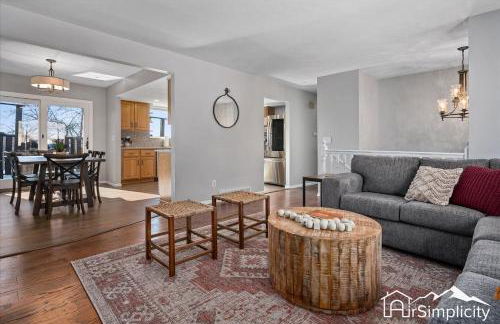 Spacious home w game room & firepit - Foto 7