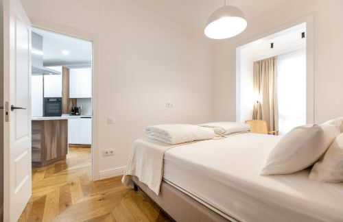 Majestic 4BR/4BATH apartment in Sagrada Familia area - Photo 81