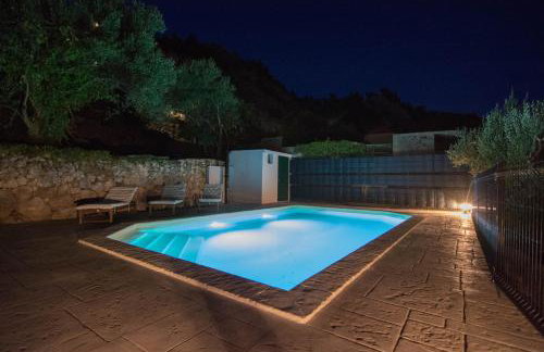 Stone house with pool Ljubica - Photo 40