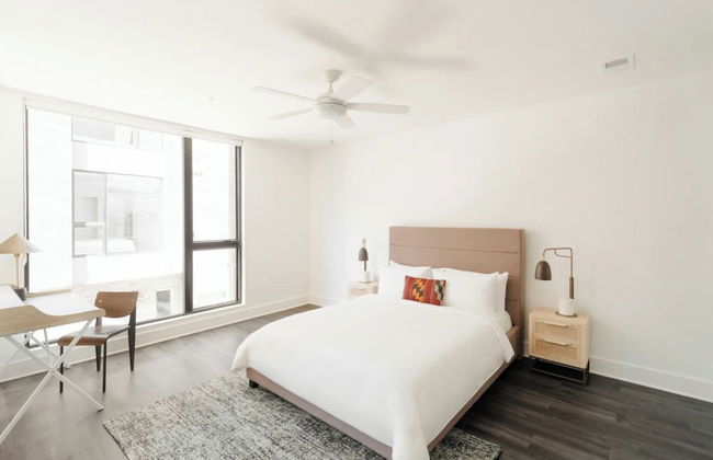 The Grove by AvantStay – Stylish Group Stay with Private Bathrooms - Foto 30