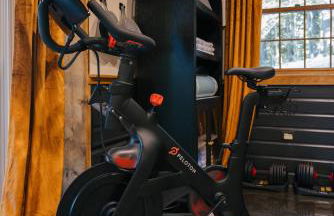 Family Retreat Sauna Hot Tub Games Peloton - Photo 13