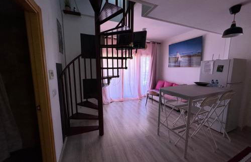 Ático con terraza, piscina y jacuzzi - Foto 17