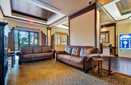 2BR Fireworks View with Pool & Spa 5 Minutes to Disney - Foto 23