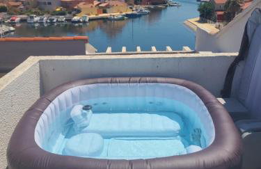 Nautica bulles jacuzzi privatif vue lac marin - Foto 3