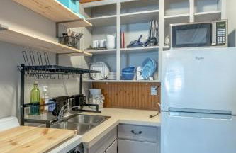 Blue Water Bungalows - Photo 27