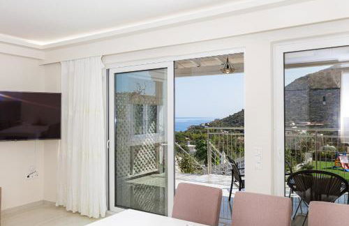 Family Villa Basilicata Gloria with Private Heated Pool, BBQ & Kid's Play Area - Foto 27