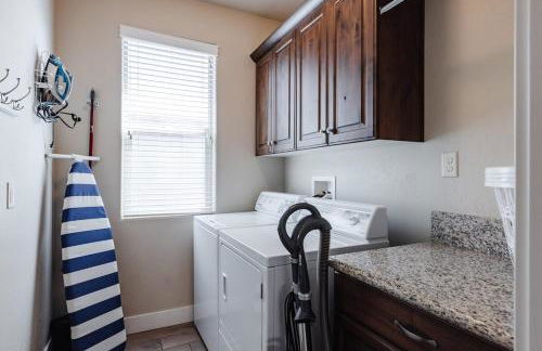 Paradise Village at Zion 28 Private Hot Tub, Outdoor firepit, and Community Pool - Foto 74