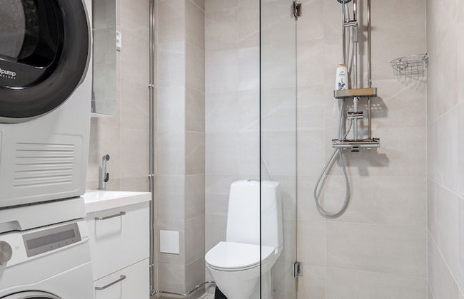 Luxurious 1BR Penthouse with Balcony - Foto 17