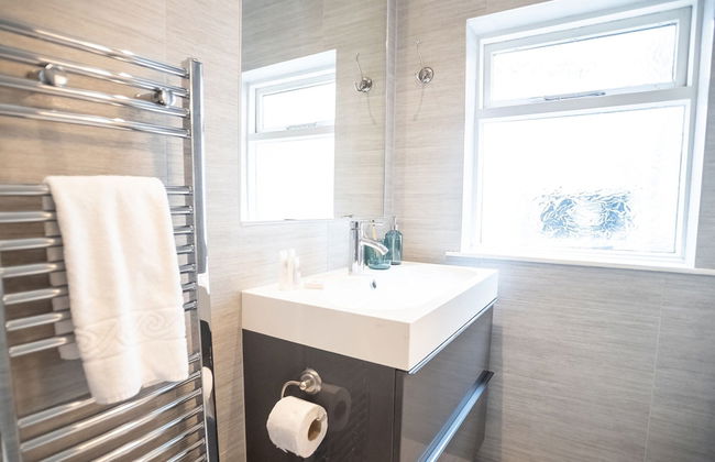 City View Three-bed Premier Apartment London - Foto 13