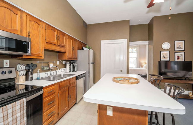 Historic Gem Russell Suite 3 A Downtown Dream! - Foto 13