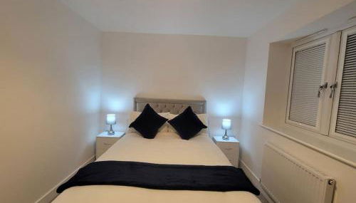 New build home with WI-FI, Smart TV, dedicated office floor, large terrace and Free parking - Foto 2