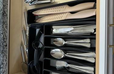 Spacious 3-Floor Downtown Retreat - Prime Location - Foto 45