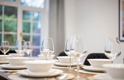 4 Bed House in Maidenhead, by ARP Homes, Driveway & Big Private Patio, Perfect Location for Business and Family Stays - Foto 26