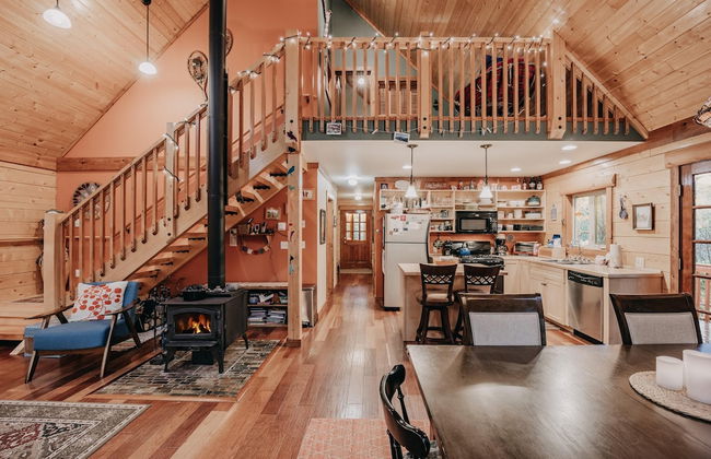 21GS - Log Cabin - Pets Ok - Sleeps 6 - Foto 10