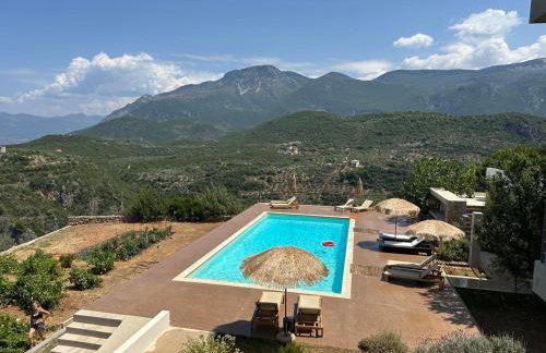 Euphoria Suites - Photo 40