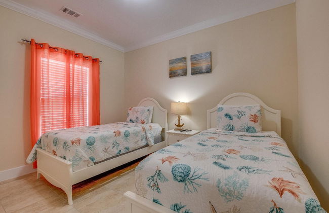 5 Beautiful 4 Bed 3 Bath Pool Home w Free Dock - Foto 26