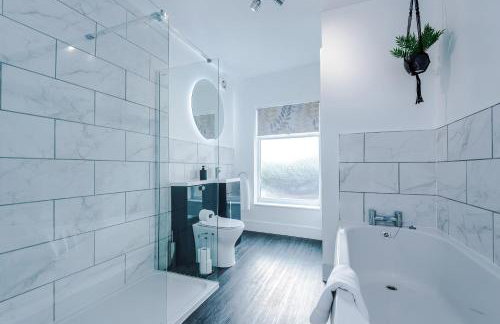 Oxford House by YourStays - Cosy Home in the Suburb of May Bank - Foto 4