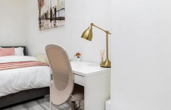 Deluxe studio Apartments - City Airport & Excel Ideal for Long stay - Foto 1