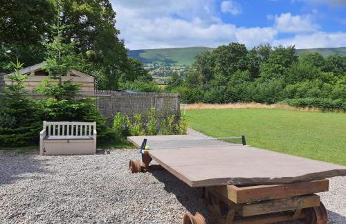 unique glamping carriage with stunning views - Photo 13