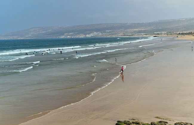 1bed Apt Sleeps 4 - Free Parking, Wifi, Near Beach - Photo 12