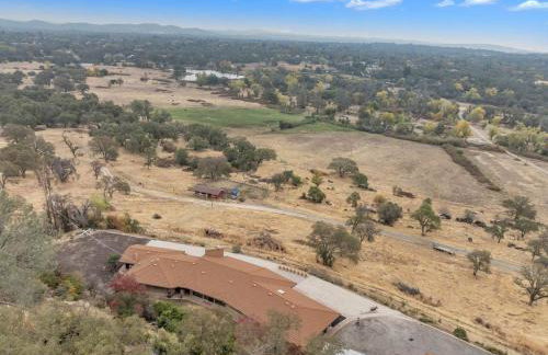 Ranch Stay-A 240 acre Working Ranch - Foto 45