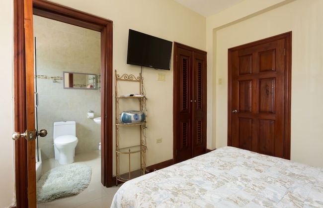 New Kingston Guest Apartment at Inglaterra I - Foto 7