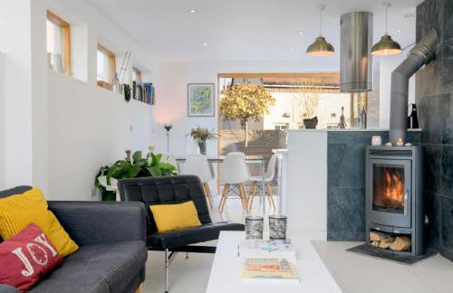 3 Bedroom Eco house in Chichester near Goodwood - Photo 13