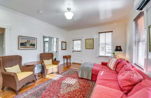 Radiant Gloucester House with Private Porch! - Foto 6