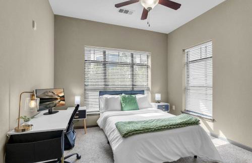 Chic 2BR- Pool,Gym,Pkng,Near BOK Ctr&Arts Dstrct - Photo 64