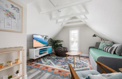 Modern Mid-Century Downtown AC Walkable - Photo 7