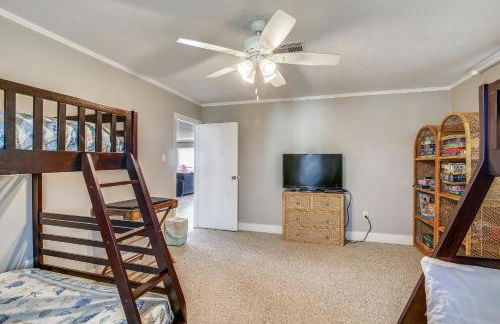 Bermuda Beachfront by Ryson Vacation Rentals - Photo 37