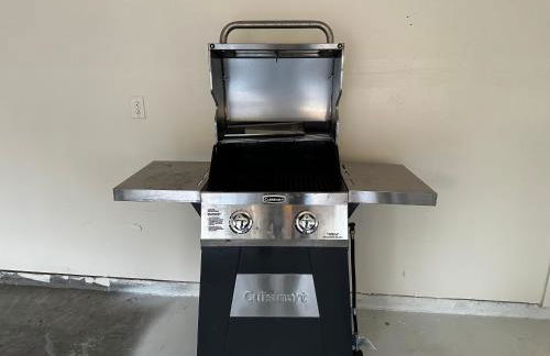 Peaceful Family Retreat Near AT&T Stadium, Texas Rangers, Six Flags, Epic Waters Indoor Waterpark, DFW Airport & More! - Foto 4