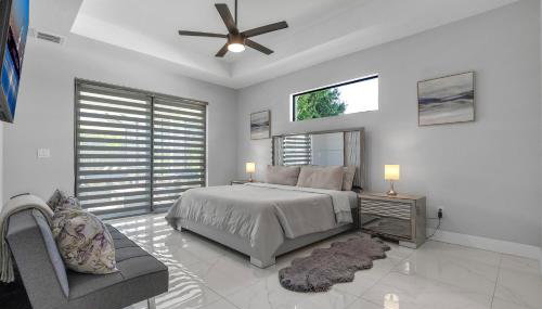 Cape Coral Oasis - Pool & Bintelli Golf Cart - Foto 3