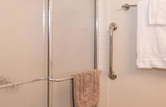 River Haven with Hot Tub - Foto 25