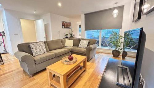 Split Level 3 Bedroom Top Floor Flat - Foto 2