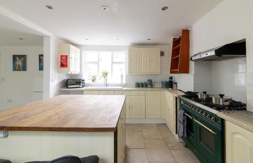 8 Bedroom House in Barwell Sleeps 15 with Parking - Foto 30
