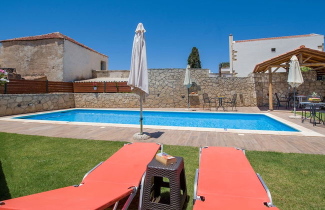 Skandalis Apartments With Pool - Photo 51