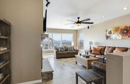 Fountain Hiils 4 Bdrm W/breathtaking Views & Pool! - Foto 19