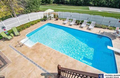 Spacious Pool House with tons of amenities! - Foto 57