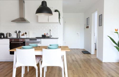 Apartment "London" in Erftstadt - 3 Zimmer & 63qm - nahe Köln, Messe, Phantasialand & Bonn - Familienurlaub oder Business Trip - Foto 11