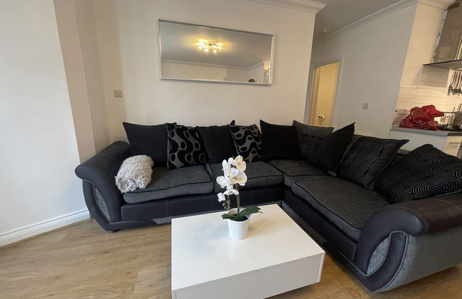 Modern 2 bed Apartment With sea Views - Foto 14